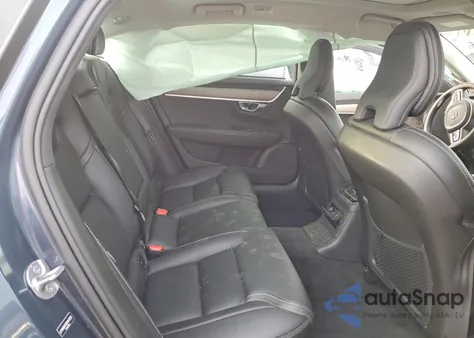 2025 Volvo S90 Ultra z USA, uszkodzony, nr VIN LVYH60AF6SP441591